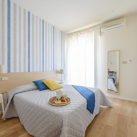 Hotel Esplanade Rimini Extérieur photo
