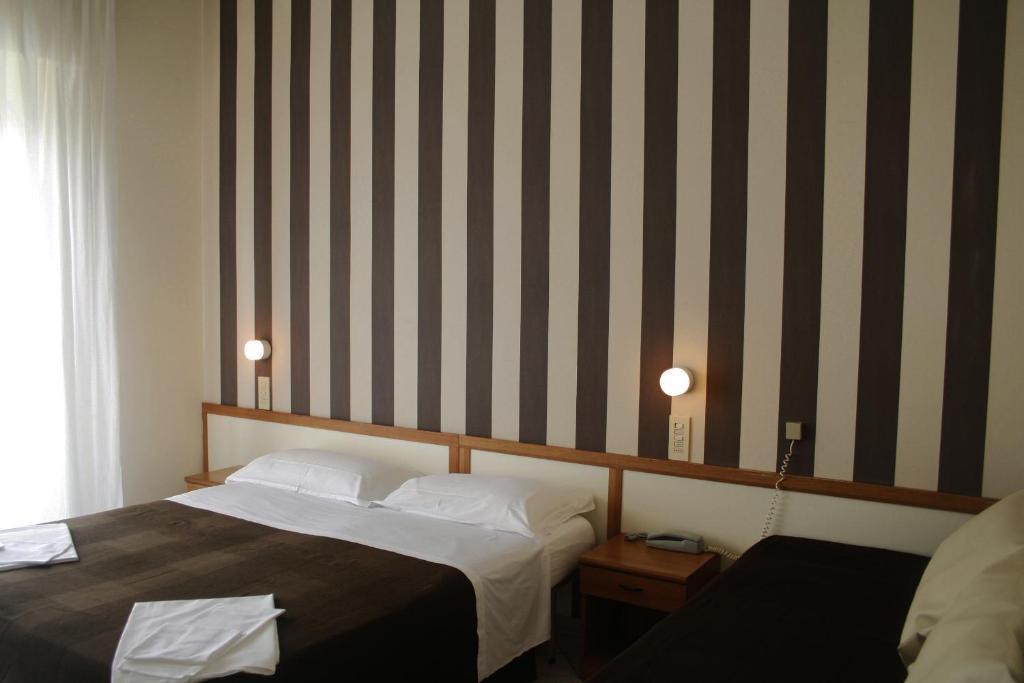 Hotel Esplanade Rimini Chambre photo