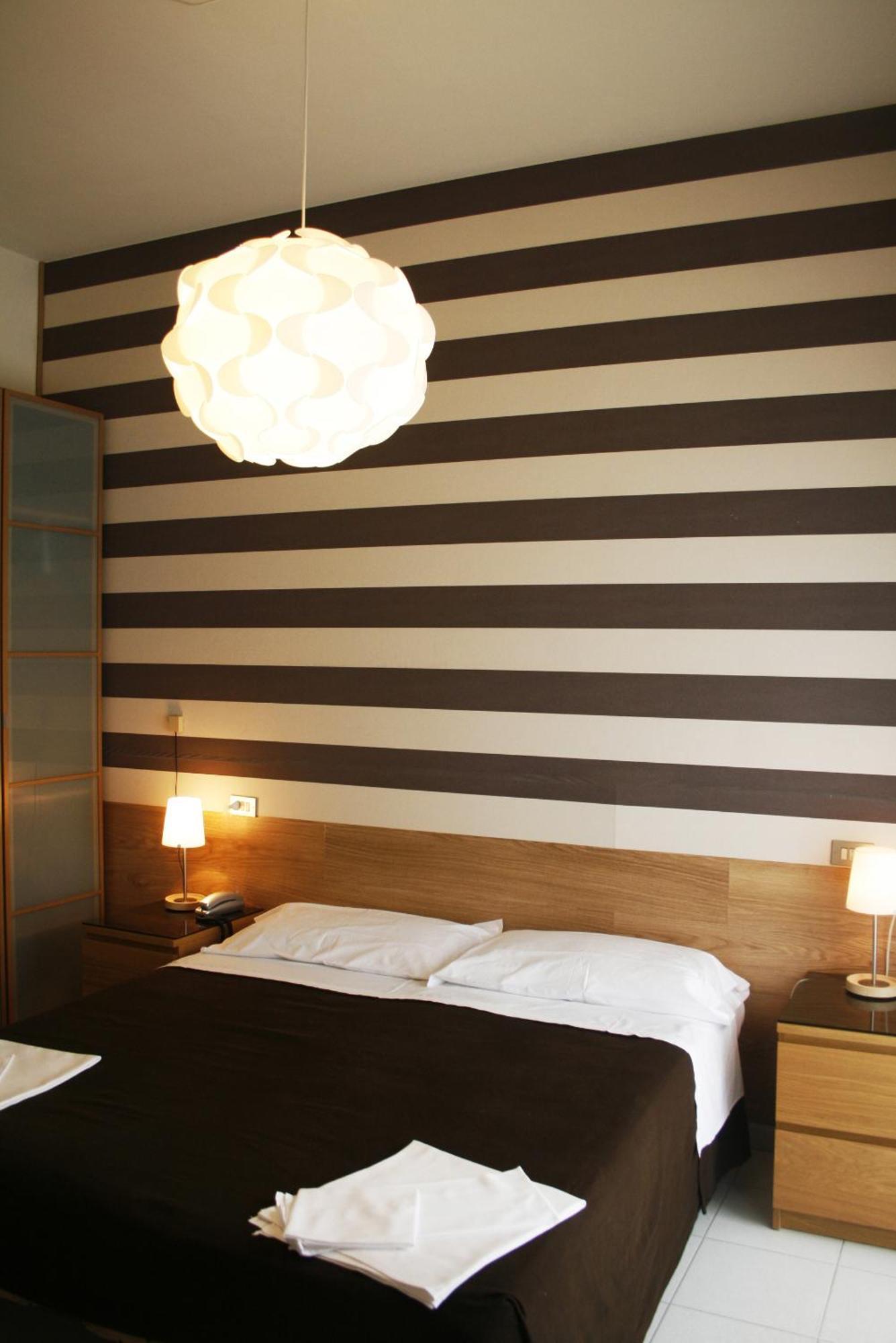 Hotel Esplanade Rimini Extérieur photo