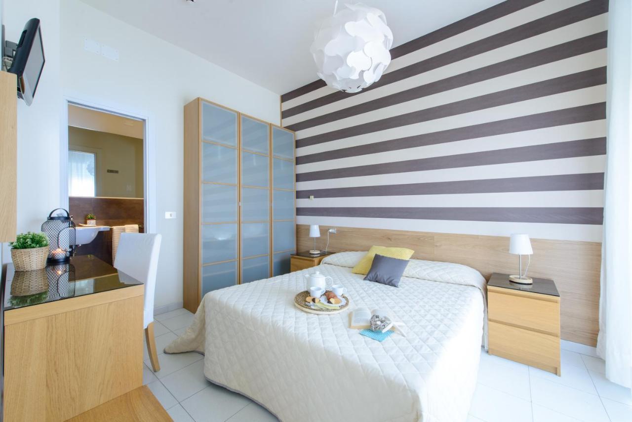 Hotel Esplanade Rimini Extérieur photo